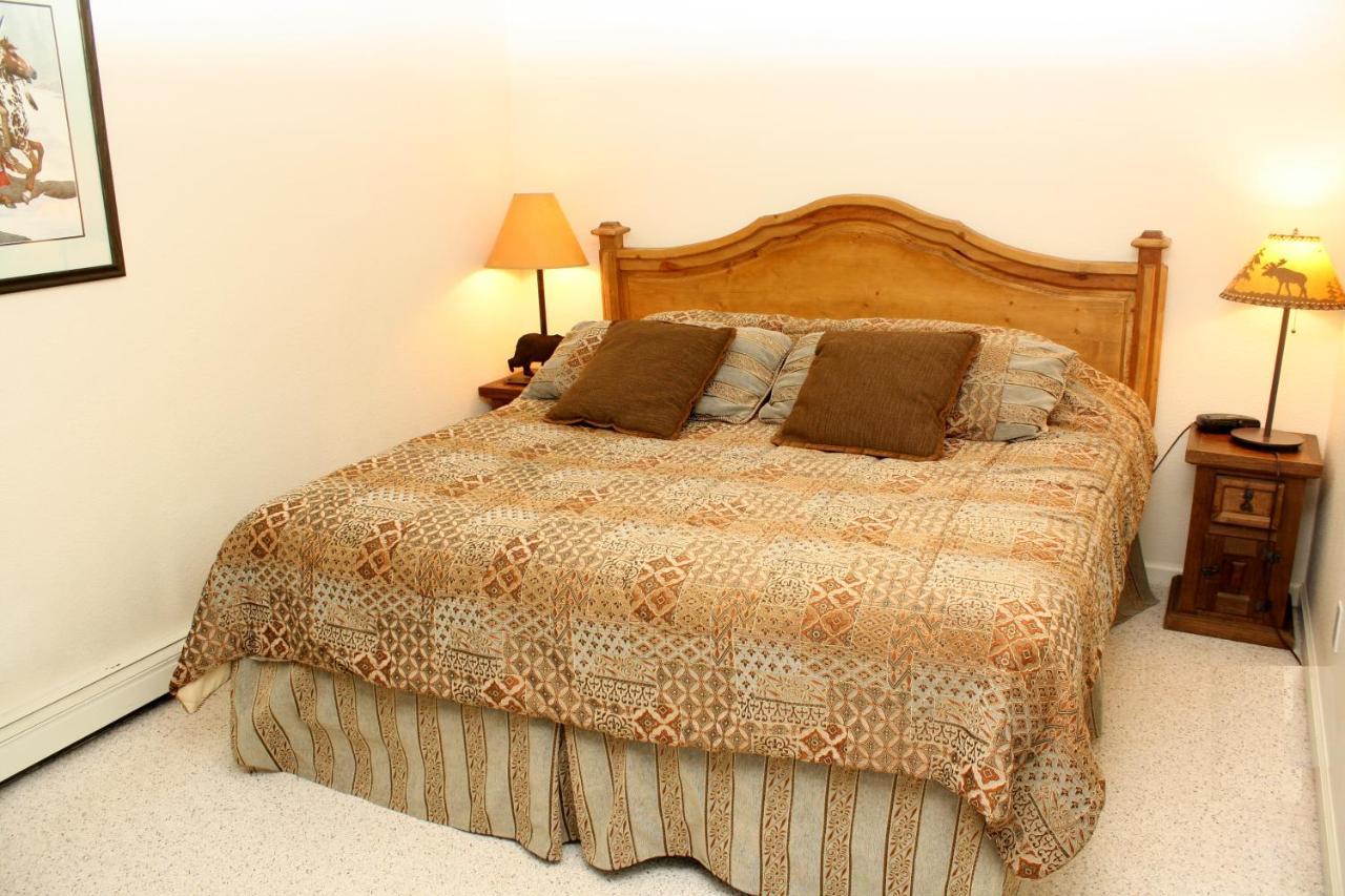Pinecreek #I - 1 Bedroom - Close To Town - Shuttle To Slopes - Pool And Hot Tub Access بريكنريدج المظهر الخارجي الصورة